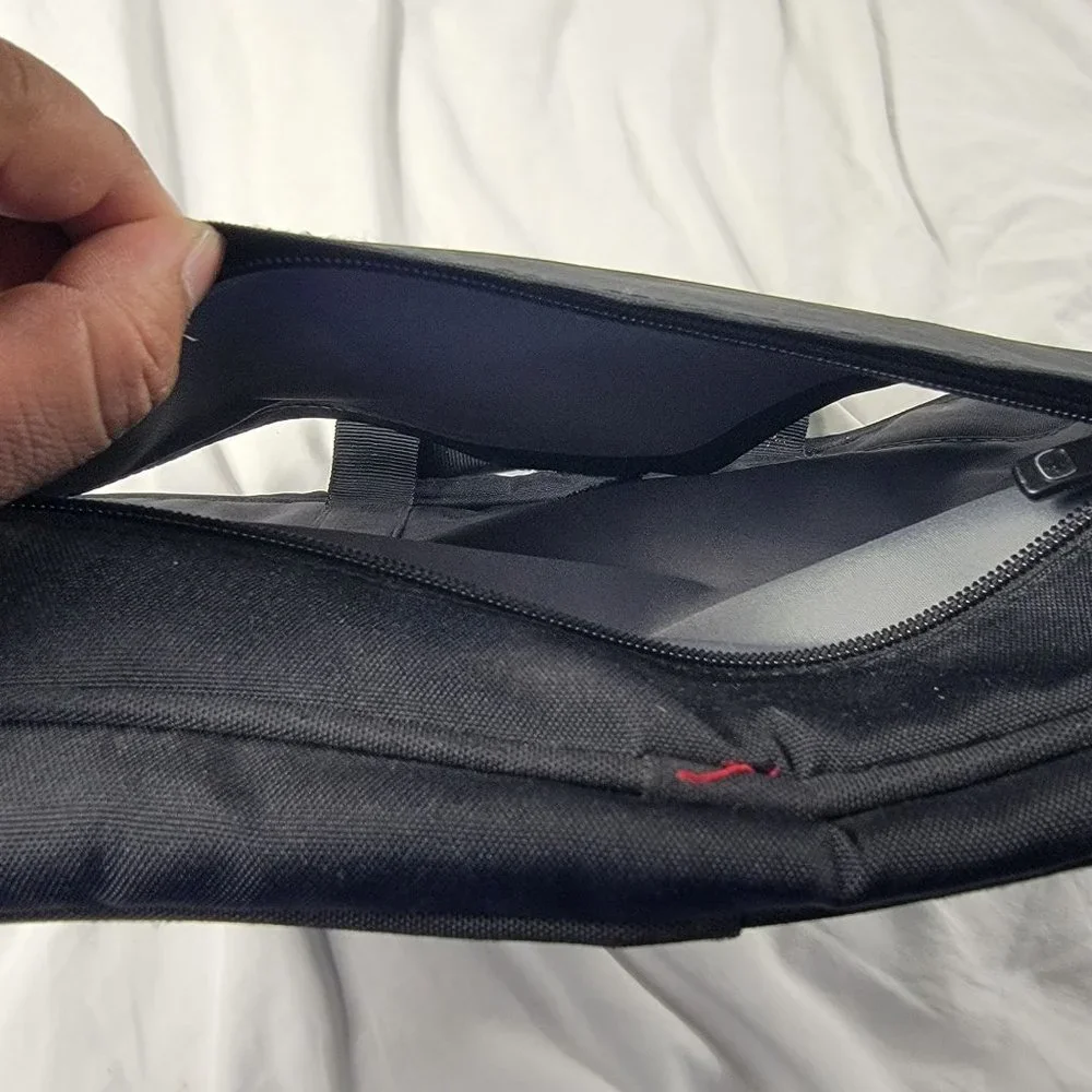 Swissgear Wenger Structure Laptop Slimcase Travel Casual Work Business